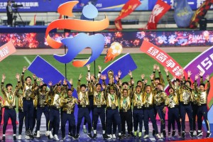 “苏超”元年 泰州夺冠